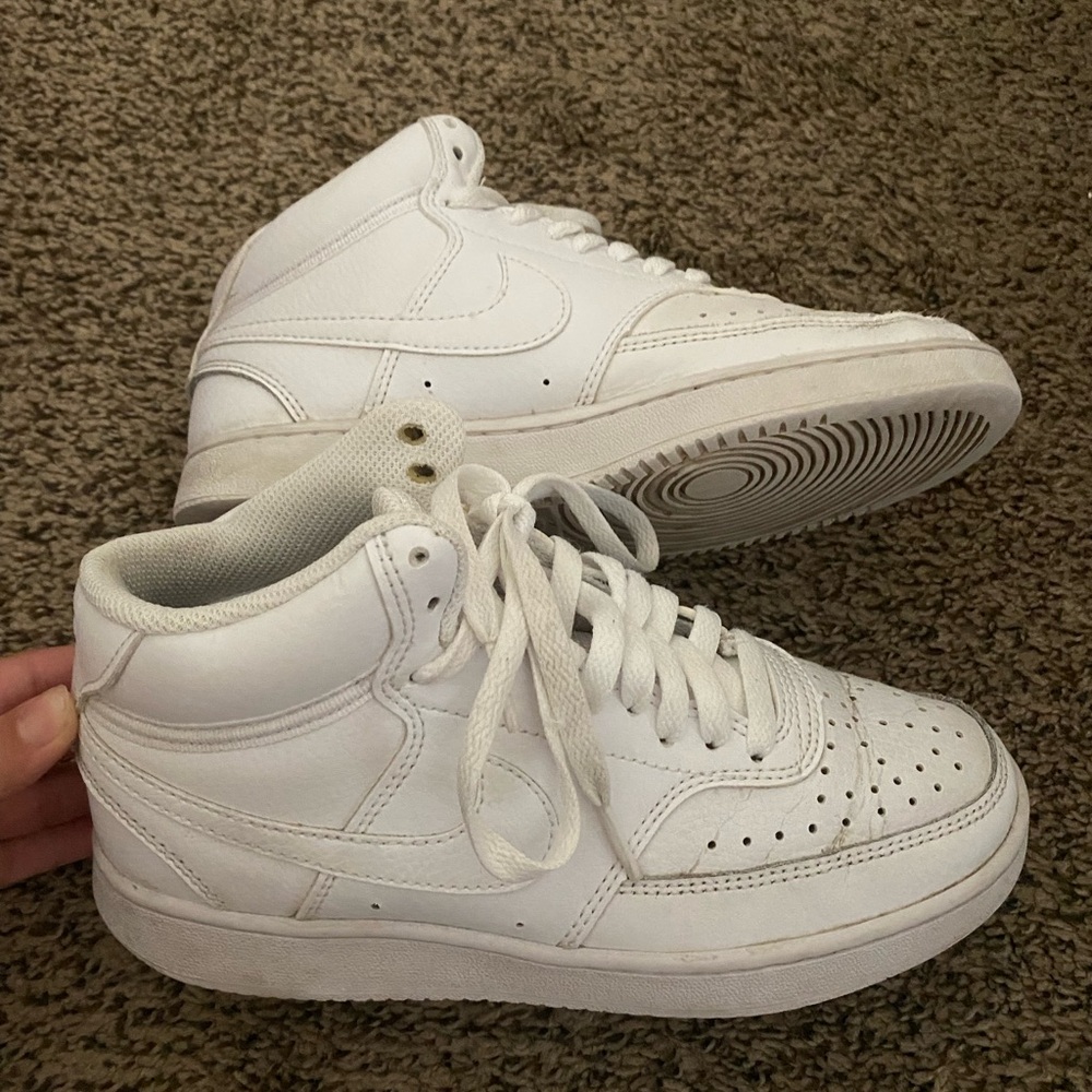 Nike White Court Vision Mid